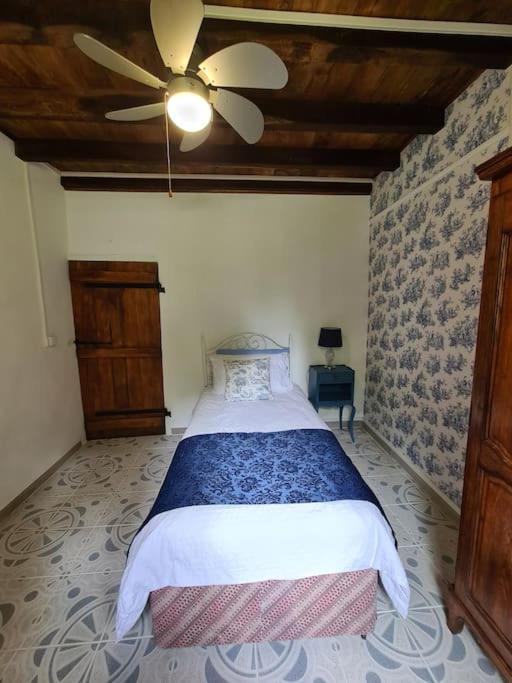 Appartement The Walnut Tree. à Saint-Aulaye-Puymangou Extérieur photo